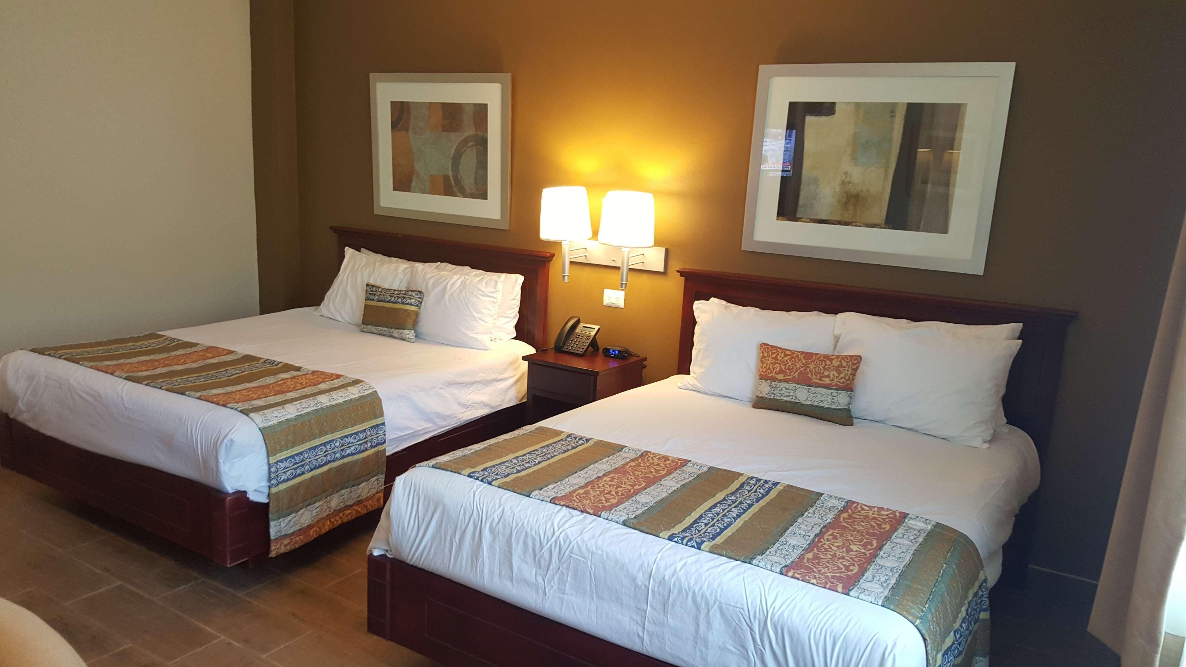 Best Western Bazarell Inn Montemorelos Exterior foto