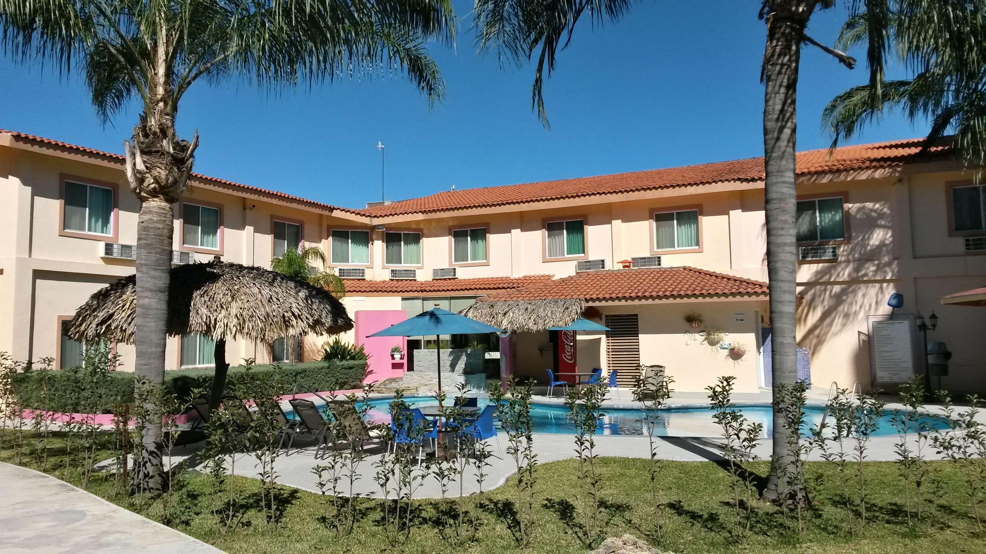 Best Western Bazarell Inn Montemorelos Exterior foto